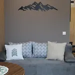 Mountain Asp E63 Gardens Borovets