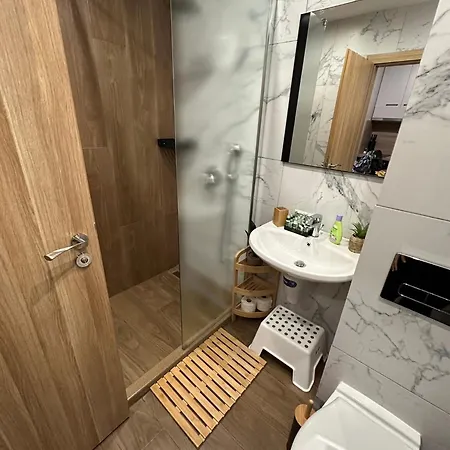 Mountain Asp E63 Gardens Borovec