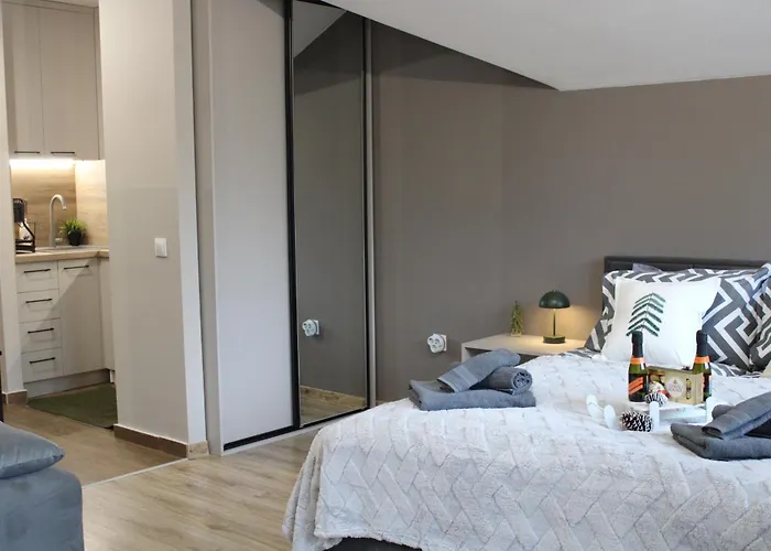 Mountain Asp E63 Gardens *